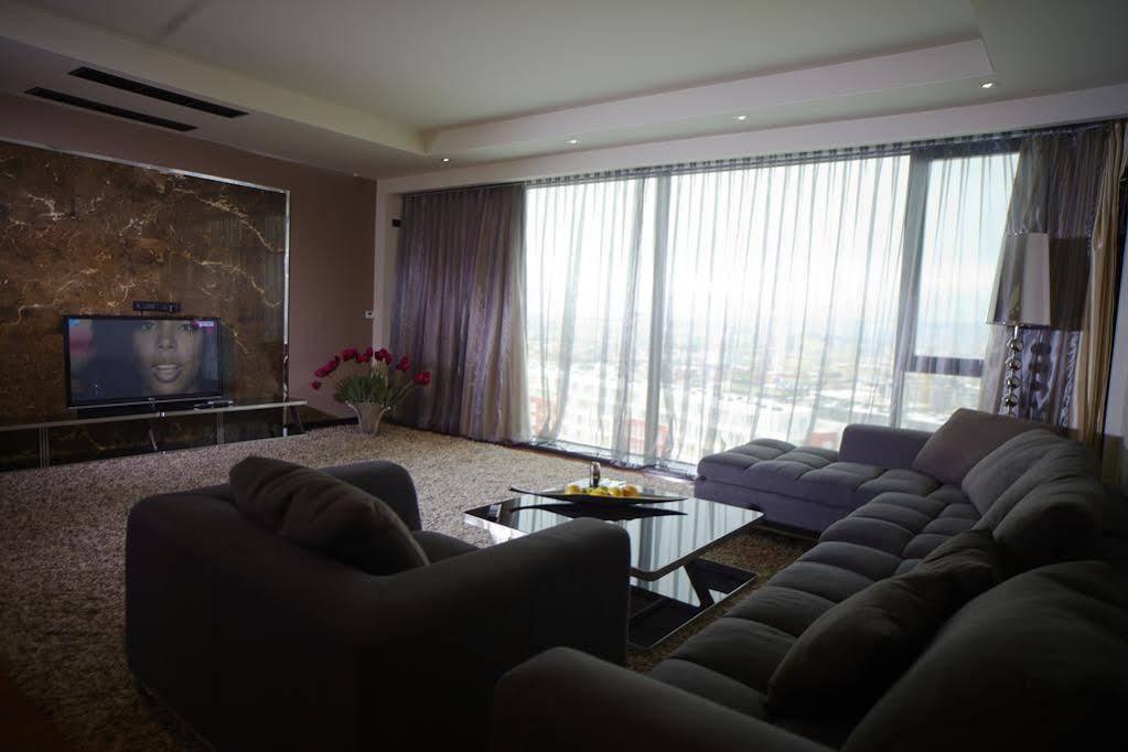 Hotel Emirates София Экстерьер фото