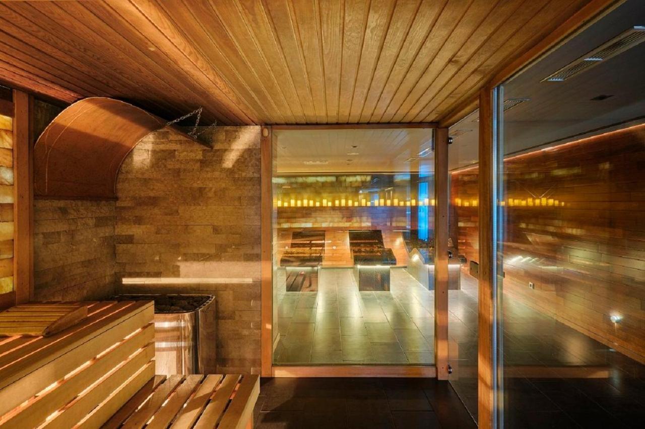 Hotel Emirates София Экстерьер фото