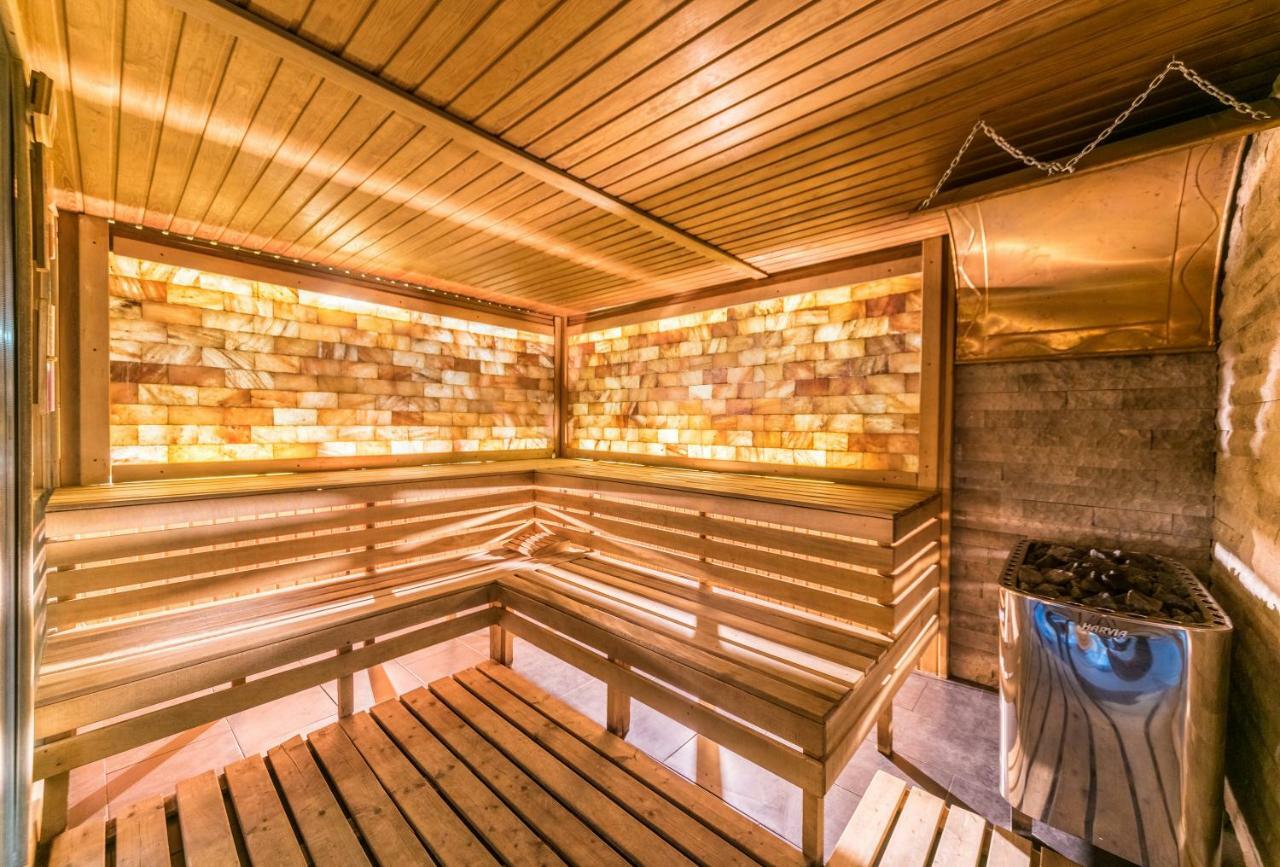 Hotel Emirates София Экстерьер фото